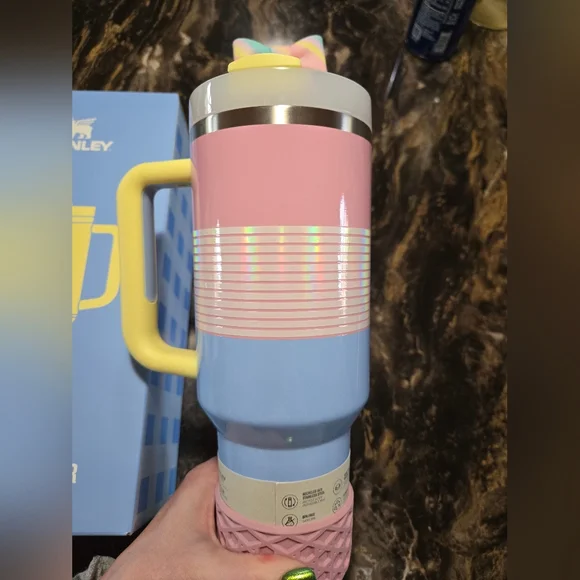 Pastel Pop Stanley 40oz - Picture 3 of 6